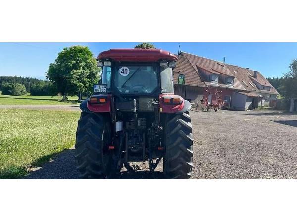 Трактор Case IH Farmall 85A (2017)