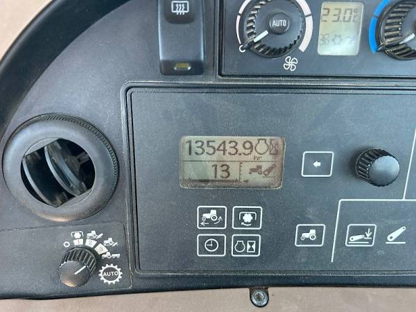 Трактор John Deere 8330 (2009)