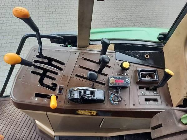 Трактор John Deere 6410 (1998)