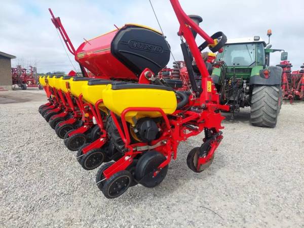 Сівалка точного висіву Vaderstad Tempo TPF 8 (2017)