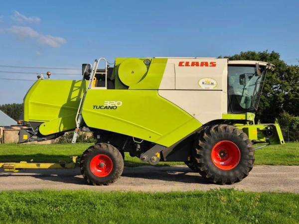 Комбайн Claas Tucano 320 (2012)