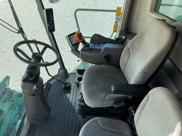 Комбайн John Deere T550 (2020)