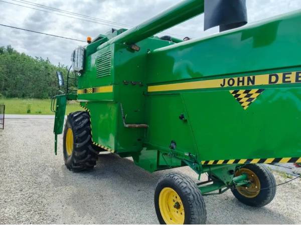 Комбайн John Deere 1158 (1998)