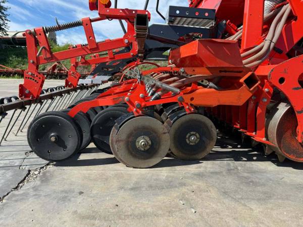 Посевной комплекс Kuhn Combiliner Venta NC 4000 (2008)