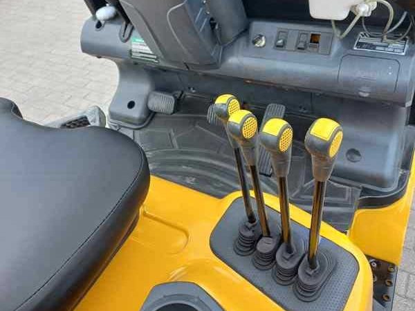 Міні-навантажувач Hyundai 18L-7M (2022)