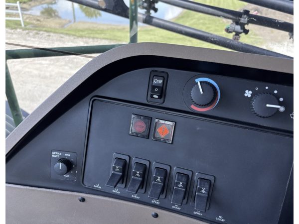 Обприскувач John Deere 4720 (2005)