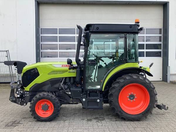 Трактор Claas Nexos 230  (2022)