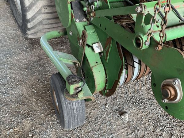 Прес-підбирач тюків Krone Big Pack 1290 (2011)