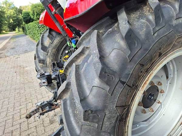 Трактор Case IH Farmall 85 C (2019)