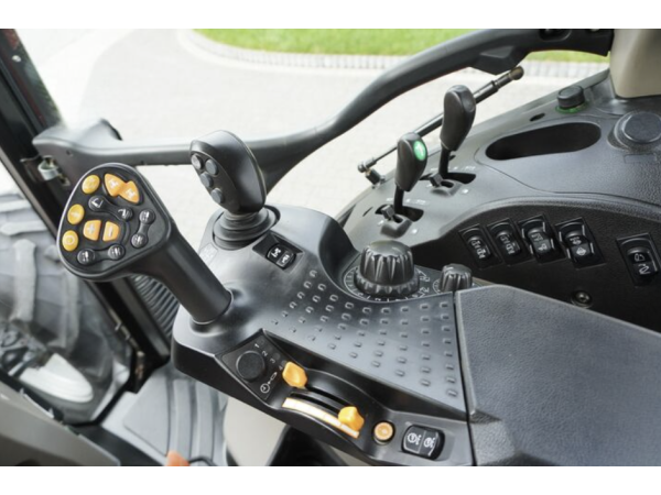 Трактор Case IH Luxxum 100 (2019)