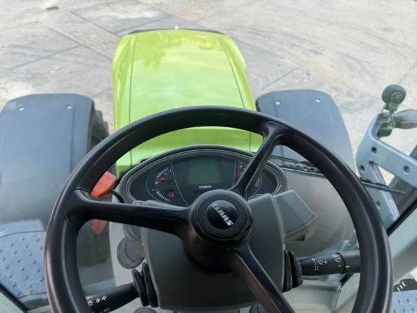 Трактор Claas Axion 810 (2015)
