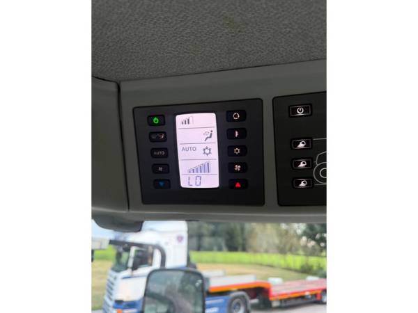 Трактор Claas Axion 810 (2015)