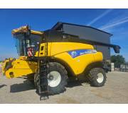 Комбайн New Holland CR 9080