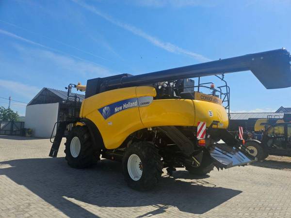 Комбайн New Holland CR 9080 (2012)