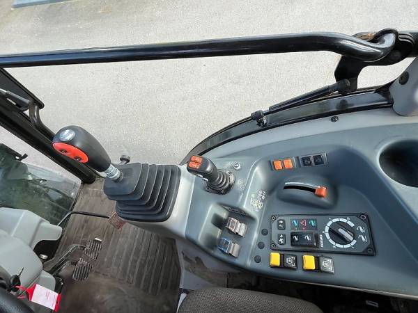 Трактор Claas Nexos 260 M (2023)