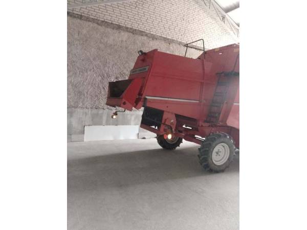 Комбайн Massey Ferguson 23 (1998)