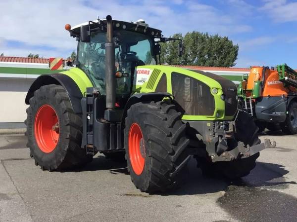 Трактор Claas Axion 940 (2014)