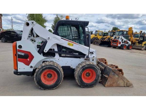 Минипогрузчик Bobcat S650 (2016)