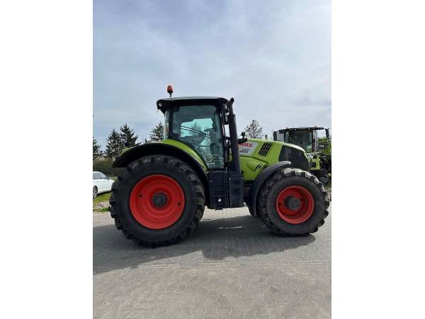 Трактор Claas Axion 870 (2016)