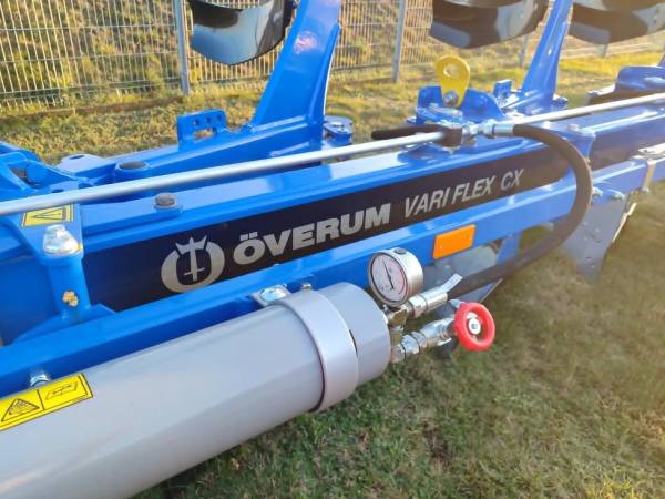 Плуг оборотний Overum Vari Flex CX (2024)