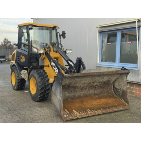 Фронтальний навантажувач JCB 407 T4 4x4 (2017)