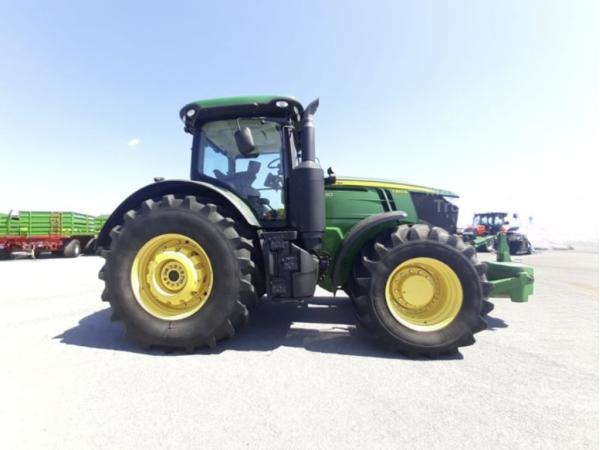 Трактор John Deere 7250R (2017)