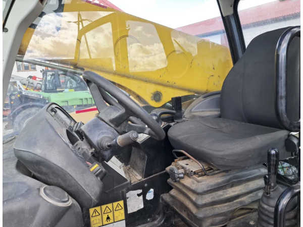 Телескопічний навантажувач JCB 531-70 (2013)