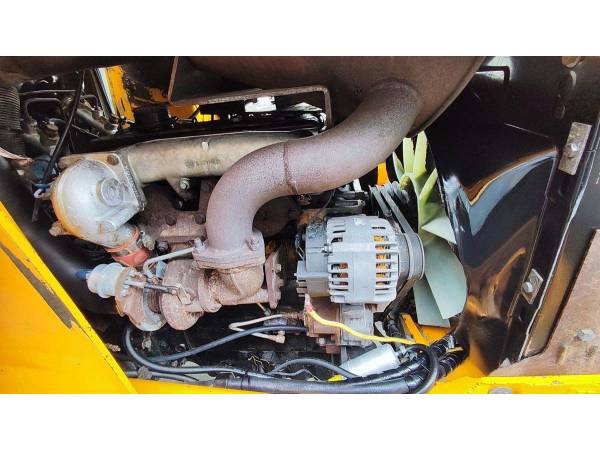 Экскаватор-погрузчик JCB 4CX (2003)