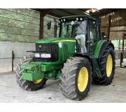 Трактор John Deere 6820