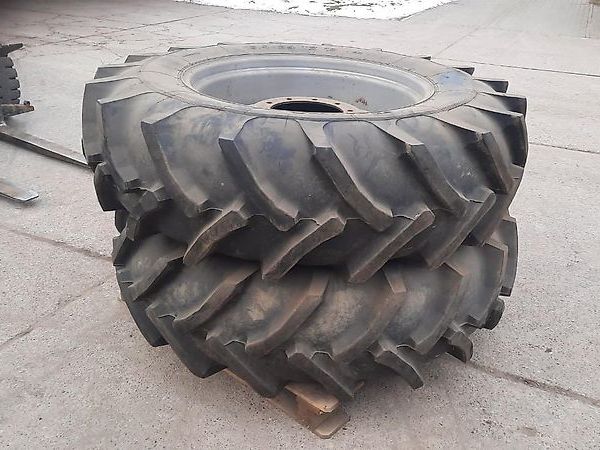 Трактор John Deere 6930 (2008)
