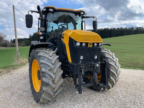 Трактор JCB Fastrac 4220 (2015)