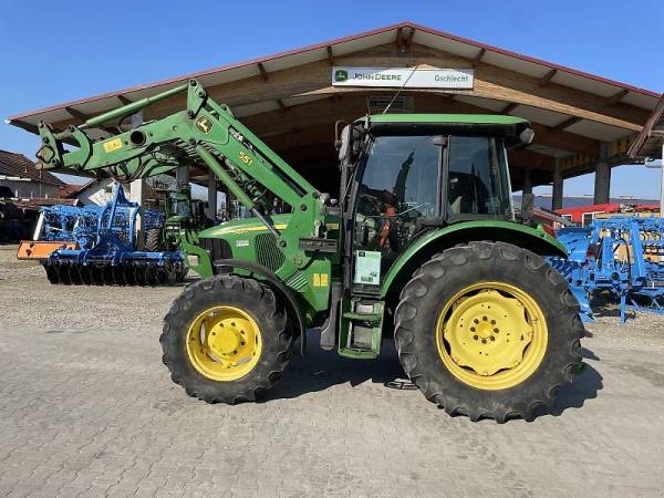 Трактор John Deere 5620 (2005)