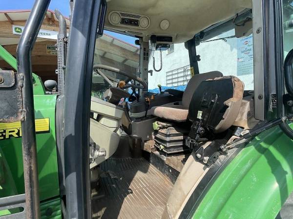 Трактор John Deere 5620 (2005)