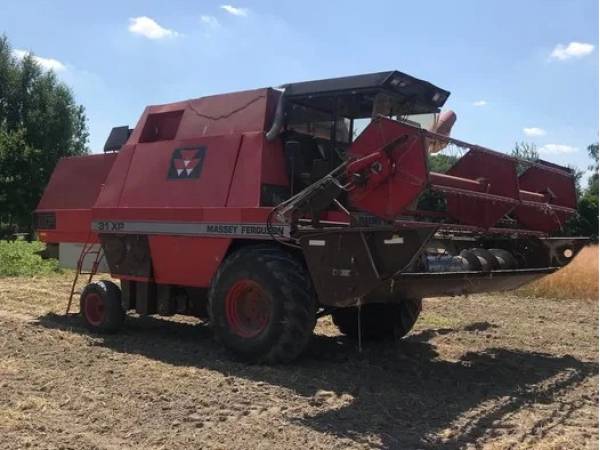 Комбайн Massey Ferguson 31XP (1996)