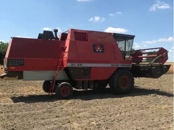 Комбайн Massey Ferguson 31XP (1996)