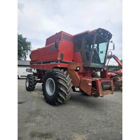 Комбайн Case IH Axial-flow 1660 (1989)