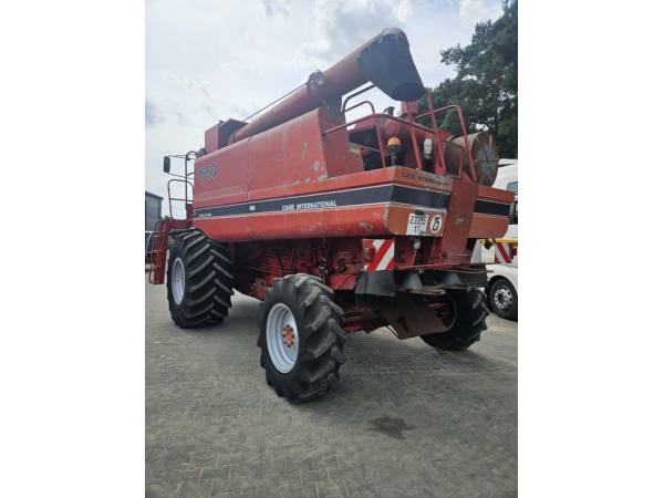 Комбайн Case IH Axial-flow 1660 (1989)