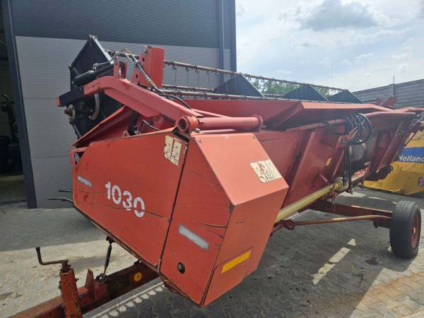 Комбайн Case IH Axial-flow 1660 (1989)