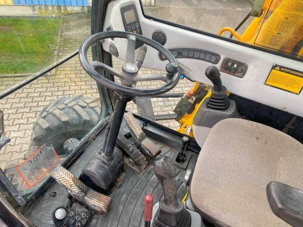Екскаватор JCB JS 160W (2005)