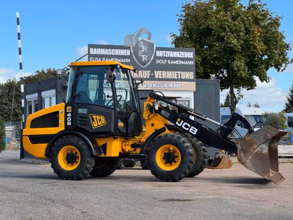  Навантажувач JCB 406 T4 (2017)