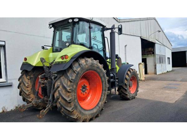 Трактор Claas Axion 820 (2008)