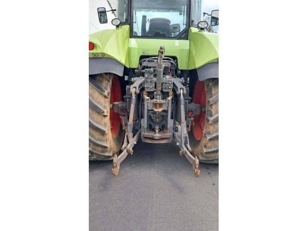 Трактор Claas Axion 820 (2008)
