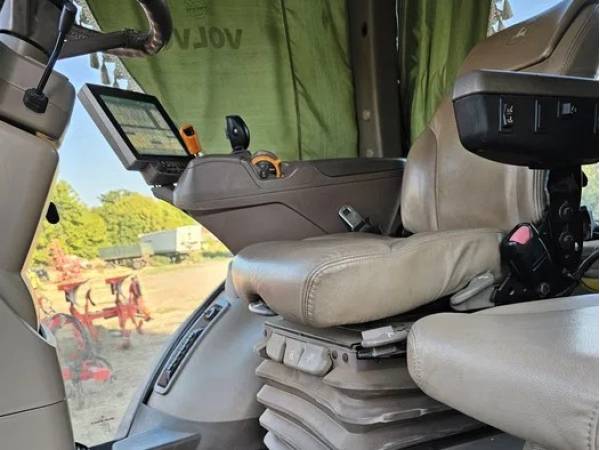 Трактор John Deere 7250R (2015)