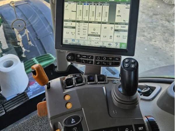 Трактор John Deere 7250R (2015)