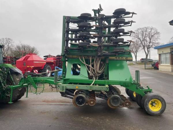 Сівалка John Deere 750A (2002)