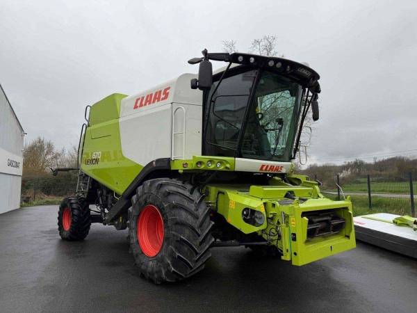 Комбайн Claas Lexion 670 Montana (2015)