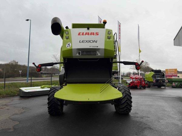 Комбайн Claas Lexion 670 Montana (2015)