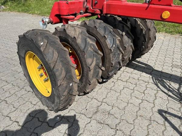 Сеялка Vaderstad D400C (2016)