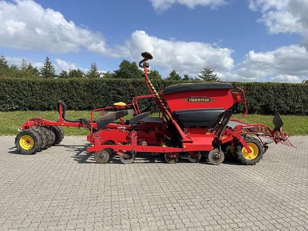 Сеялка Vaderstad D400C (2016)