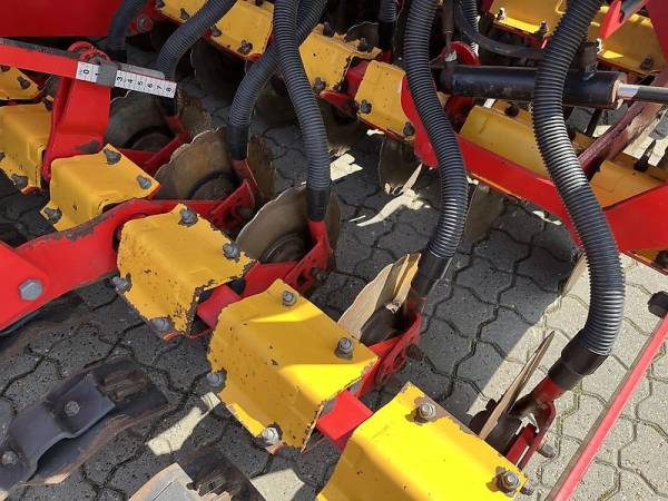 Сеялка Vaderstad D400C (2016)